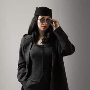 نیم تنه لنا